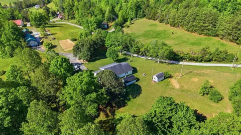 View/Area - 340 Dean Rd, Mckee, KY 40447 photo 4 of 7
