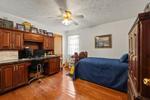 Bedroom - 340 Dean Rd, Mckee, KY 40447 photo 4 of 4