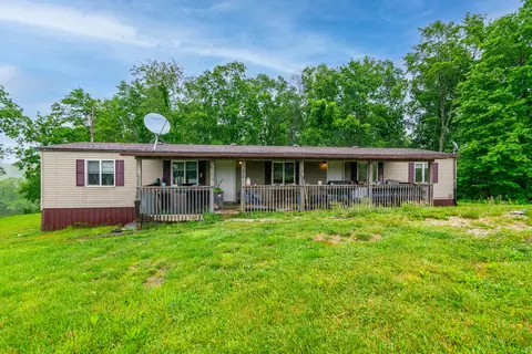 424 Powers Rd, Frenchburg, KY 40322