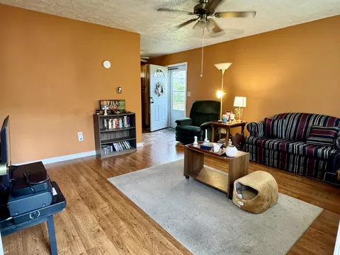 Living - 809 Boone Pl, Morehead, KY 40351 photo 1 of 2