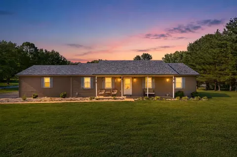 416 Angel Rd, Berea, KY 40403