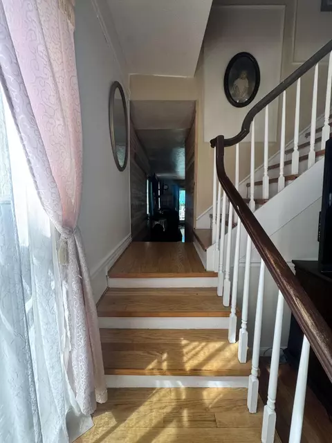 Entry Way - 736 E Lakeshore Dr, Burnside, KY 42519 photo 4 of 9