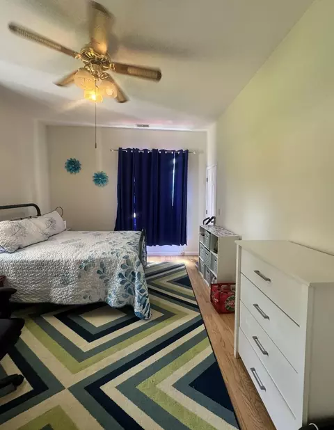 Bedroom - 736 E Lakeshore Dr, Burnside, KY 42519 photo 6 of 6