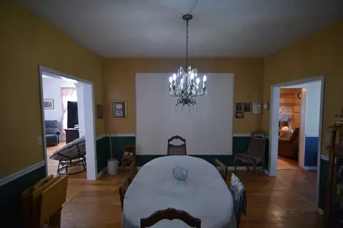 Dining - 736 E Lakeshore Dr, Burnside, KY 42519 photo 2 of 5