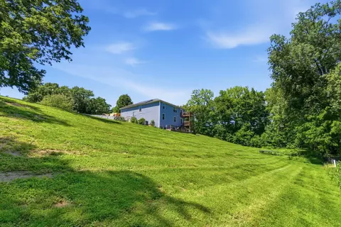 Exterior - 108 Bartlett Ct, Berea, KY 40403 photo 7 of 8