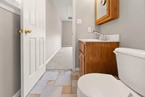 Entry Way - 148 Saddlebrook Cir, Berea, KY 40403 photo 8 of 8
