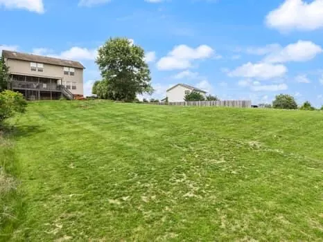 Exterior - 148 Saddlebrook Cir, Berea, KY 40403 photo 14 of 15