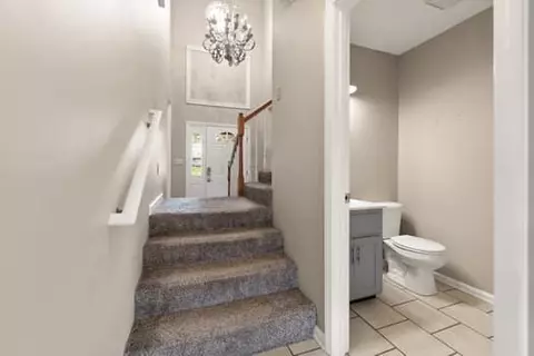Entry Way - 148 Saddlebrook Cir, Berea, KY 40403 photo 1 of 8