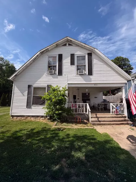 311 W High St, Mount Sterling, KY 40353