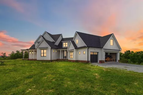 7511 John Sims Hwy, Crab Orchard, KY 40419