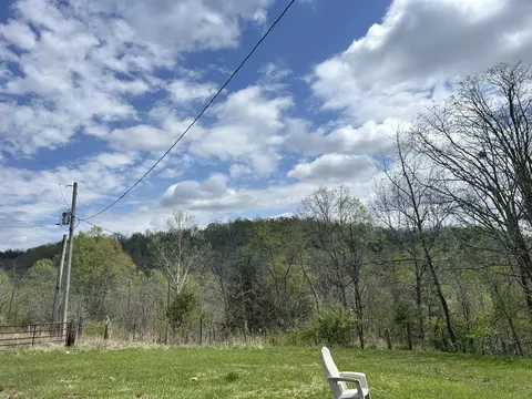 134 Red Bone Ln, Orlando, KY 40460