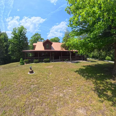 195 Kennedy Ln, Whitley City, KY 42653
