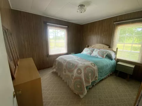 Bedroom - 232 Baltimore Ln, Pine Knot, KY 42635 photo 2 of 2