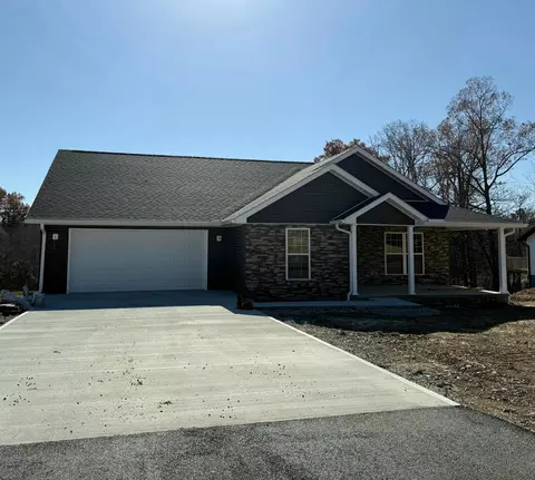 76 Emily Ln, London, KY 40744