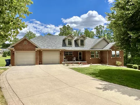 361 Kolsons Landing Dr, Somerset, KY 42503