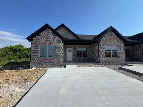 836 Ridgewood Dr, Berea, KY 40403