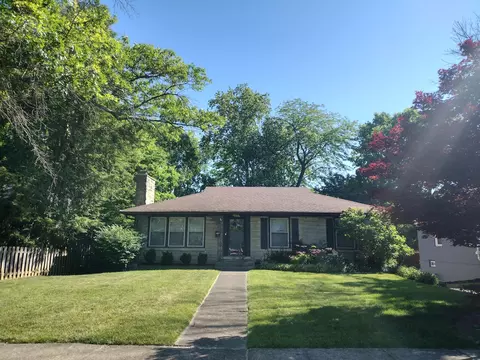 673 Mt Vernon Dr, Lexington, KY 40502