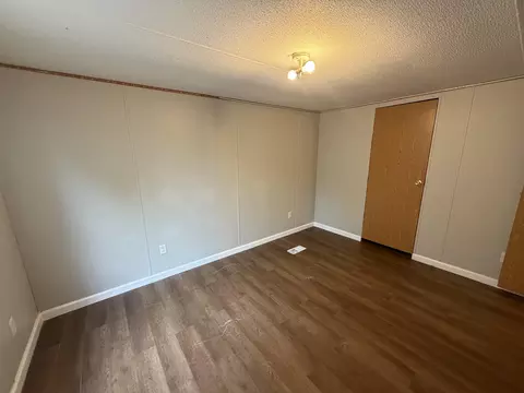 Bedroom - 1326 Bacon Creek Rd, Corbin, KY 40701 photo 1 of 2