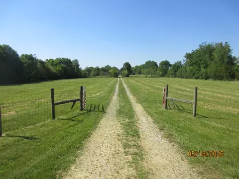4784 Van Meter Rd, Winchester, KY 40391