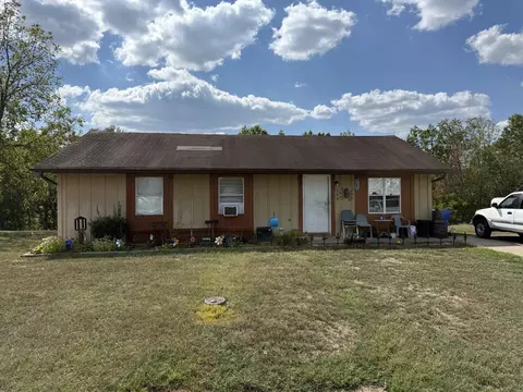 188 Strawberry Ln, Olive Hill, KY 41164