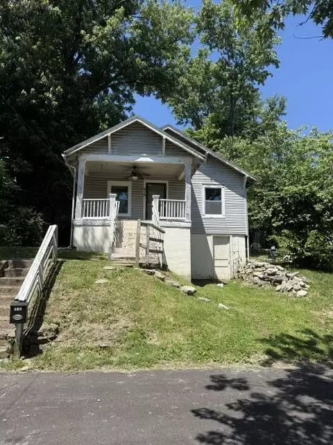 818 1st Ave, Frankfort, KY 40601