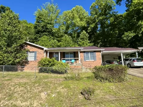106 Hickory Hls, Loyall, KY 40854