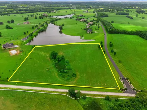 4540 Wilson Lake Ln, Lexington, KY 40516