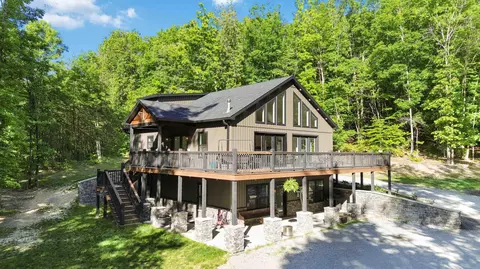 2074 Harris Creek Rd, Stanford, KY 40484