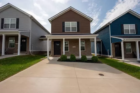 2015 Dolly Dr, Richmond, KY 40475