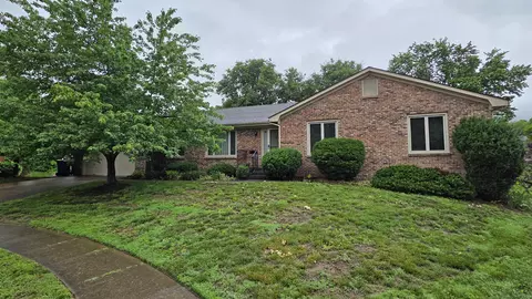 2125 Sallee Dr, Lexington, KY 40513