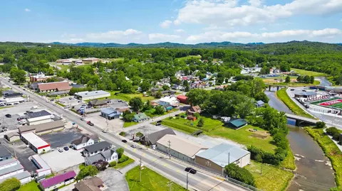 View/Area - 404 Ford St, Corbin, KY 40701 photo 10 of 12