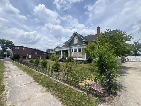 215 S 21st St, Middlesboro, KY 40965