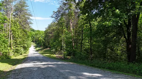 15 Buck Tail Drive, Burnside, KY 42519 photo 3