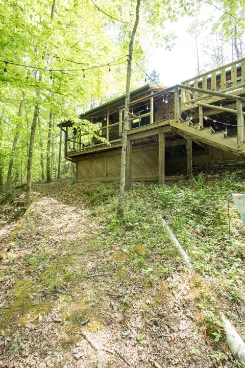 Exterior - 2040 Echo Point Rd, Bronston, KY 42518 photo 18 of 32