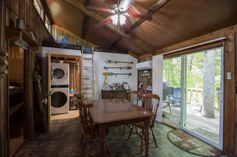 Dining - 2040 Echo Point Rd, Bronston, KY 42518 photo 1 of 2