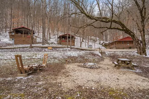 1922 Star Gap Rd, Stanton, KY 40380