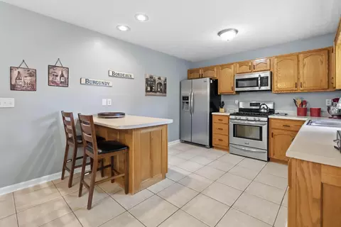 Kitchen - 604 John St, Corbin, KY 40701 photo 2 of 4