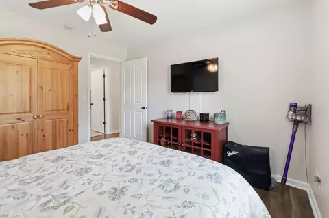 Bedroom - 604 John St, Corbin, KY 40701 photo 8 of 9