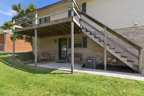 Exterior - 604 John St, Corbin, KY 40701 photo 6 of 9