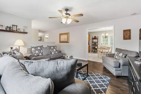 Living - 604 John St, Corbin, KY 40701 photo 1 of 1