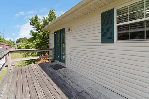 Exterior - 604 John St, Corbin, KY 40701 photo 8 of 9