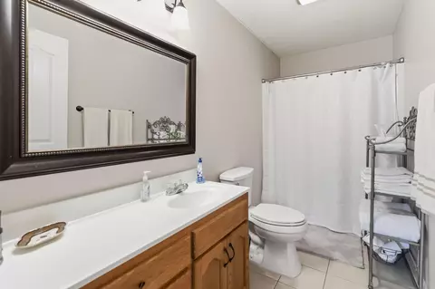 Bath - 604 John St, Corbin, KY 40701 photo 1 of 2