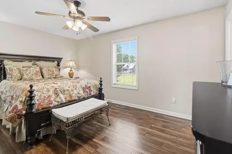 Bedroom - 604 John St, Corbin, KY 40701 photo 1 of 9