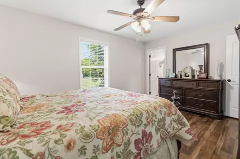 Bedroom - 604 John St, Corbin, KY 40701 photo 2 of 9