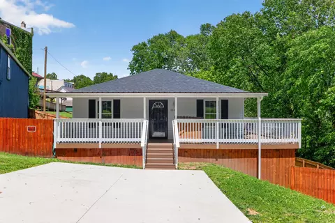 104 Vine St, Sadieville, KY 40370