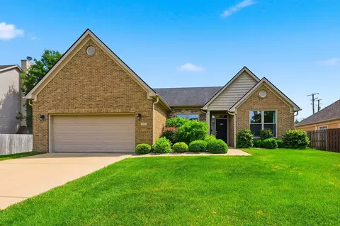 112 Shepherds Trce, Versailles, KY 40383