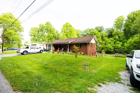 137 Felts School Rd, Corbin, KY 40701