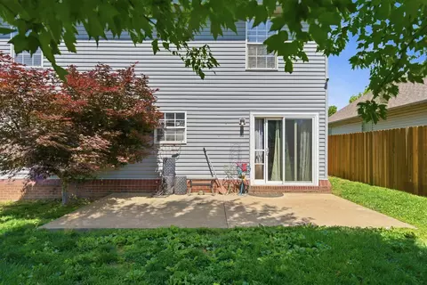 Exterior - 108 Back Stretch Dr, Georgetown, KY 40324 photo 3 of 7