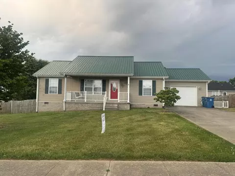 75 Rolling Meadows Dr, Stanford, KY 40484