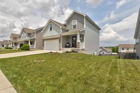 Exterior - 207 Pleasant View Dr, Georgetown, KY 40324 photo 5 of 12